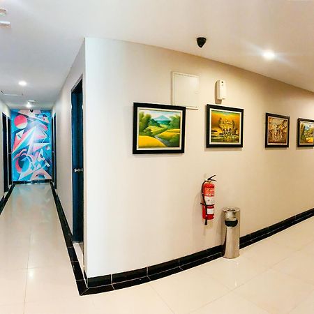 Os Hotel Batu Aji Batam Exteriör bild