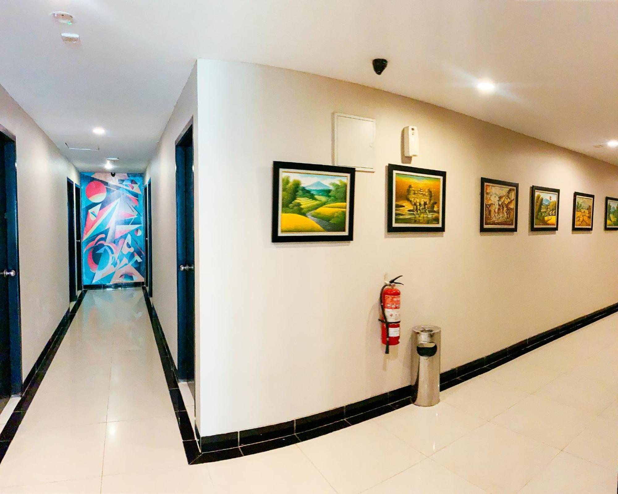 Os Hotel Batu Aji Batam Exteriör bild