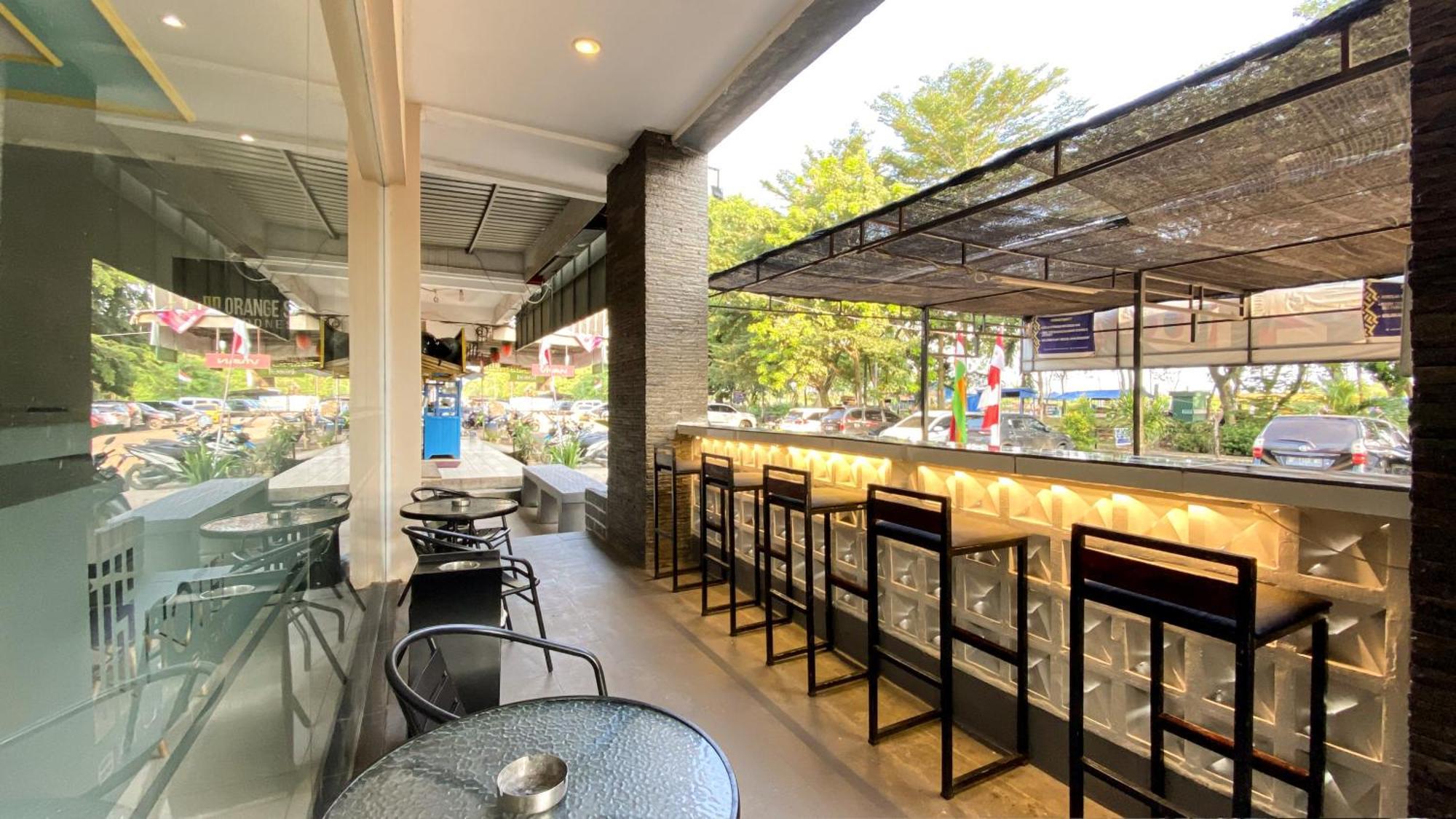 Os Hotel Batu Aji Batam Exteriör bild